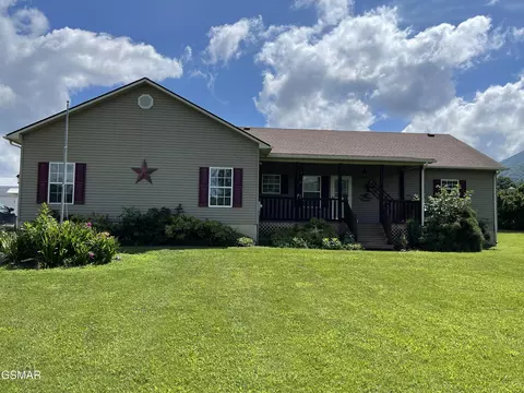 3351 Line Springs Rd, Sevierville, TN 37862