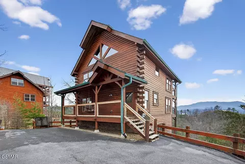 1553 Majestic Mountain Dr, Sevierville, TN 37876