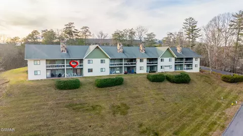 526 Briarcliff Way, Pigeon Forge, TN 37863