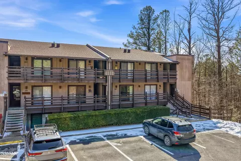 1081 Cove Rd, Sevierville, TN 37876