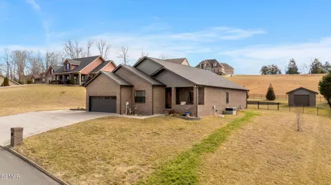 1838 Ally Ln, Sevierville, TN 37876