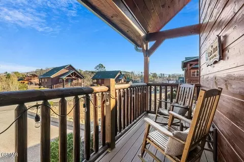 Exterior - 1663 Falls Way, Pigeon Forge, TN 37863 photo 3 of 6