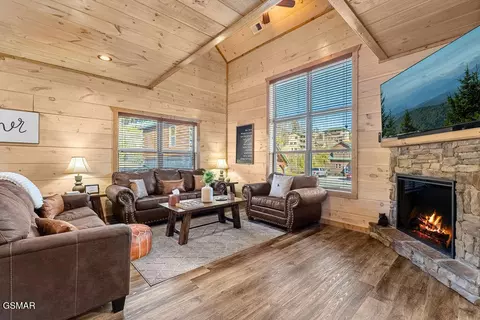 Living - 1663 Falls Way, Pigeon Forge, TN 37863 photo 3 of 3