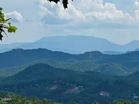 - Overholt Trail, Sevierville, TN 37876