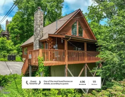 2205 Eagle Feather Dr, Sevierville, TN 37876