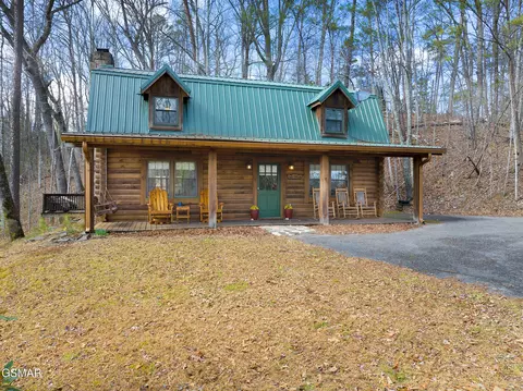 1923 Bales Way, Sevierville, TN 37876