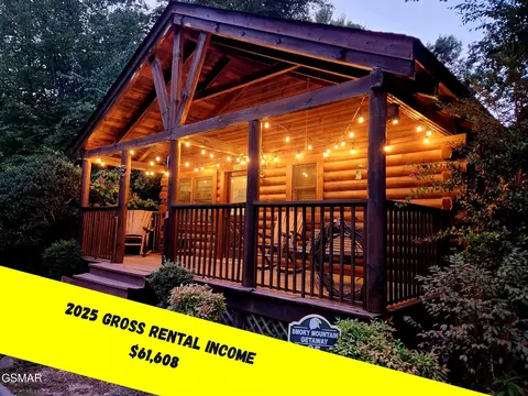 722 Nighthawk Way, Pigeon Forge, TN 37863