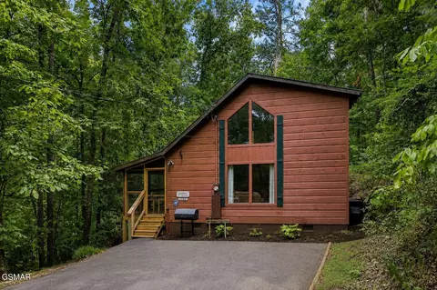 2148 Little Valley Rd, Sevierville, TN 37862