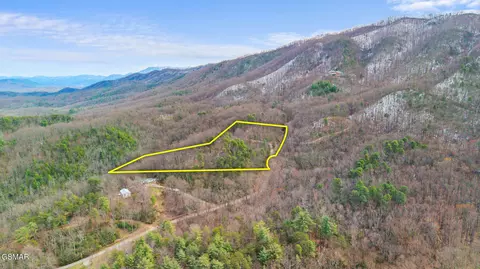 4046 Forest Trails Dr, Sevierville, TN 37876