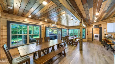 3501 Autumn Woods Ln, Sevierville, TN 37862