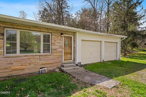 1025 Scarlet Rd, Newport, TN 37821