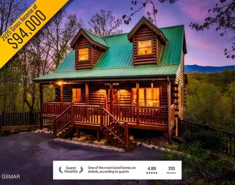 2017 Settlers Ridge Way, Gatlinburg, TN 37738