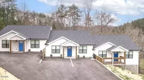2814 Seth Rd, Pigeon Forge, TN 37863