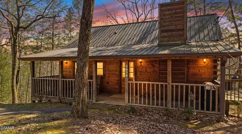 1639 Ridgecrest Dr, Sevierville, TN 37876