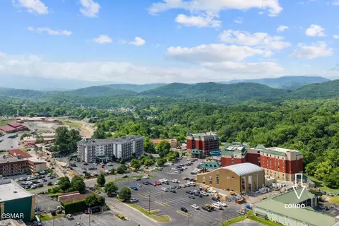 2743 Colonial Dr, Pigeon Forge, TN 37863