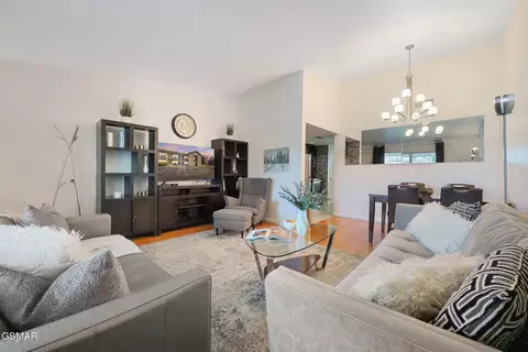 2743 Colonial Dr, Pigeon Forge, TN 37863