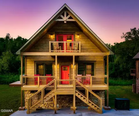 3112 Cherokee Valley Dr, Sevierville, TN 37862