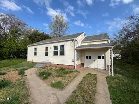 2815 Ramona St, Knoxville, TN 37921