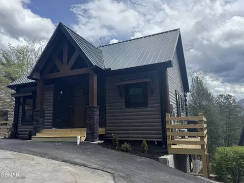 1723 Mountain Shadows Way, Gatlinburg, TN 37738