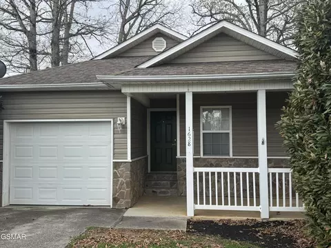 1628 Monte Vista Dr, Sevierville, TN 37862