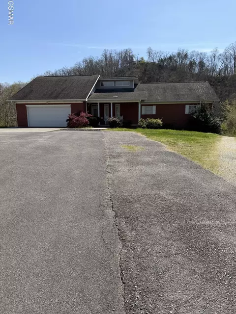 1455 Chapman Hwy, Sevierville, TN 37876