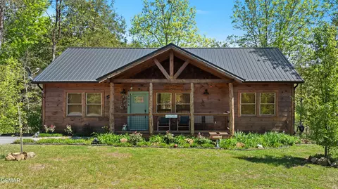 1016 Walini Way, Sevierville, TN 37876