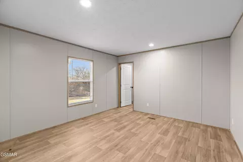 614 E Barton Ridge Rd, Greeneville, TN 37745 photo 15