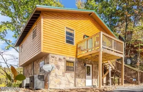 3041 Engle Town Rd, Sevierville, TN 37862