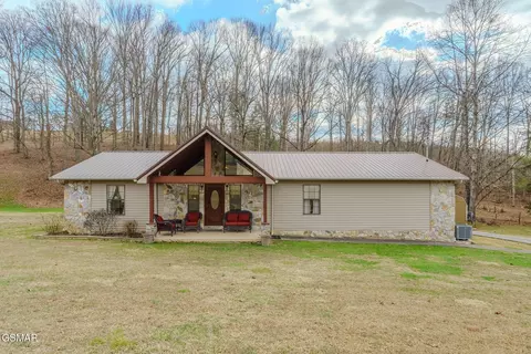 224 Lenz Dr, Kodak, TN 37764