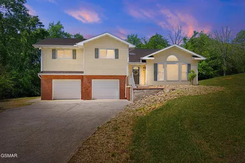 3230 Four M Cir, Kodak, TN 37764