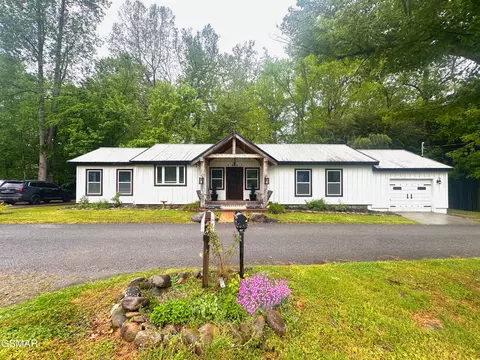 4445 Liberty Rd, Cosby, TN 37722