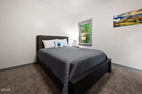 Bedroom - 438 Laurel Rd, Townsend, TN 37882 photo 3 of 4