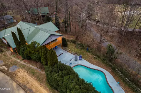 3749 Thayer Ln, Sevierville, TN 37862