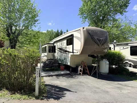 4229 E Pkwy #231, Gatlinburg, TN 37738