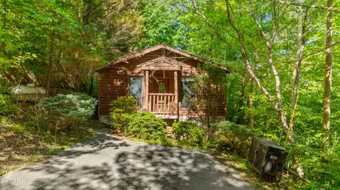 3112 Cove Creek Way, Sevierville, TN 37862