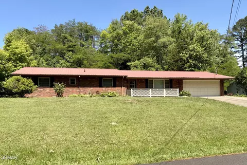 827 Murphy Rd, Sevierville, TN 37862