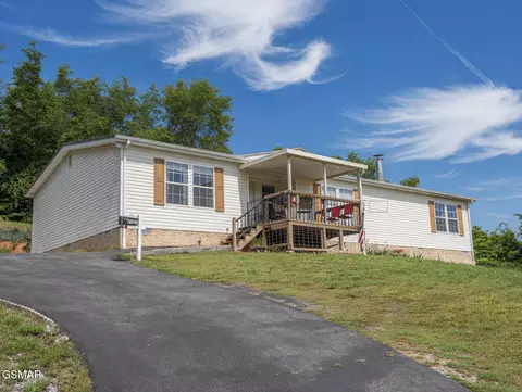 2621 Von Hill Rd, Dandridge, TN 37725