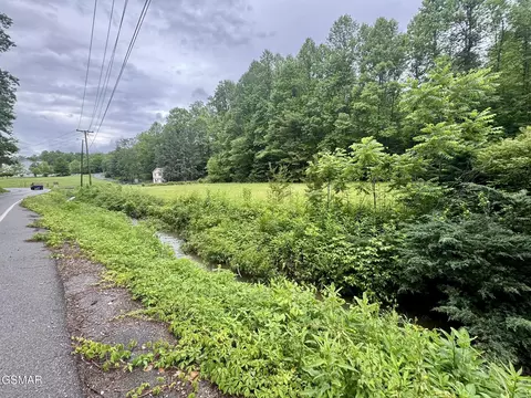 0000 Glades Rd, Gatlinburg, TN 37738