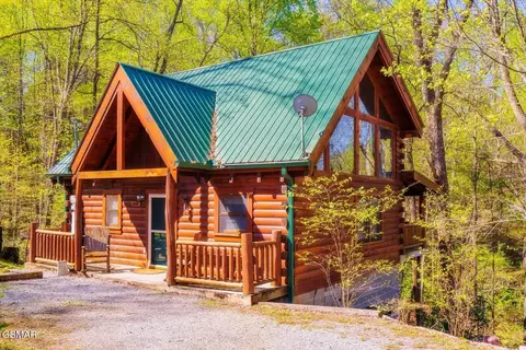 2449 Cedar Pass, Sevierville, TN 37876