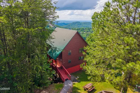Undisclosed, Sevierville, TN
