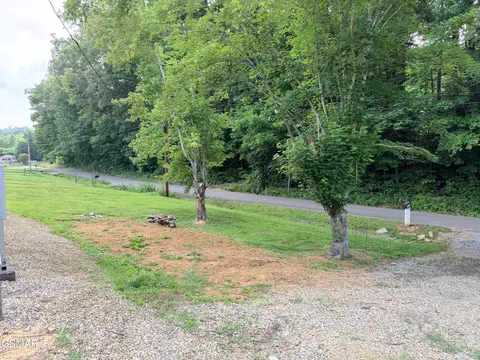 1361 Lower English Creek Rd, Newport, TN 37821