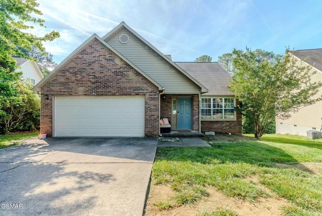 738 Colony Village Way, Knoxville, TN 37923