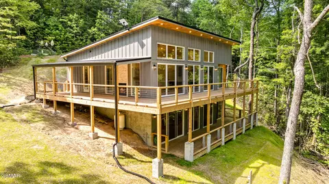 4019 Brook Hollow Ln, Sevierville, TN 37862