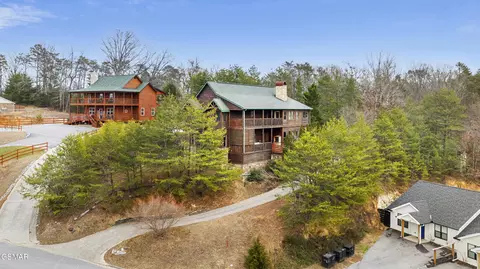 2818 Seth Rd, Pigeon Forge, TN 37863