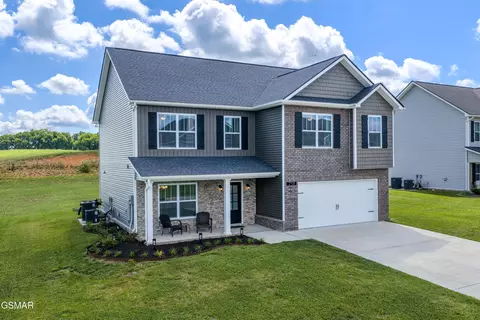 2158 Tributary Dr, Sevierville, TN 37876