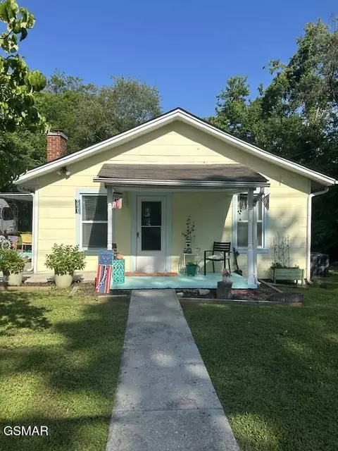 940 E Moody Ave, Knoxville, TN 37920