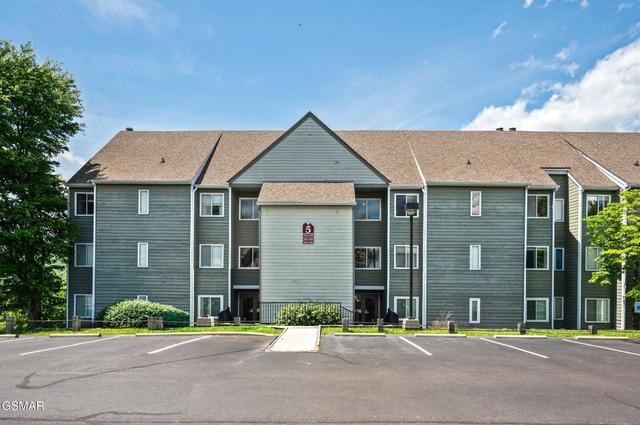 1260 Ski View Dr, Gatlinburg, TN 37738