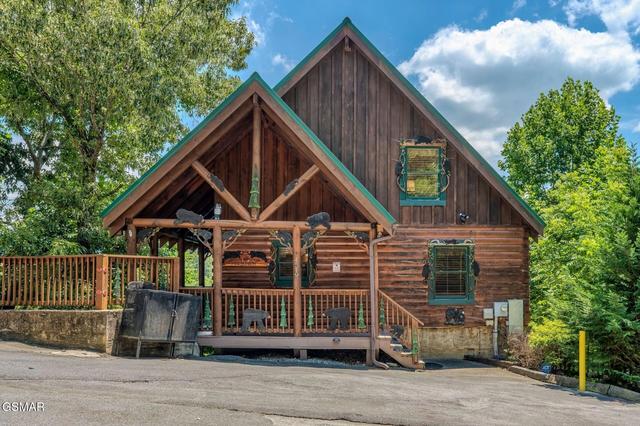 4519 Forest Vista Way, Pigeon Forge, TN 37863