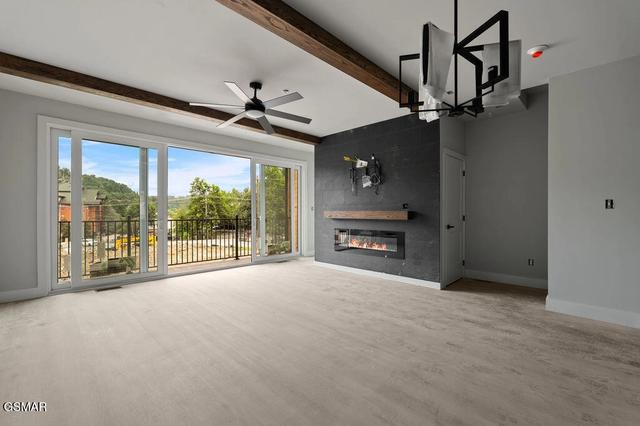 215 Circle Dr, Gatlinburg, TN 37738