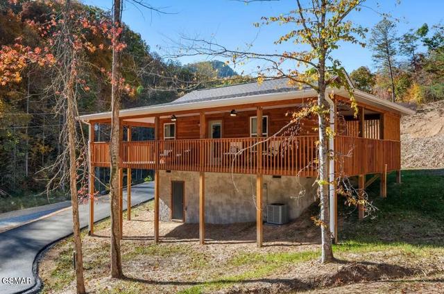 2109 Bluff Ridge Rd, Sevierville, TN 37876